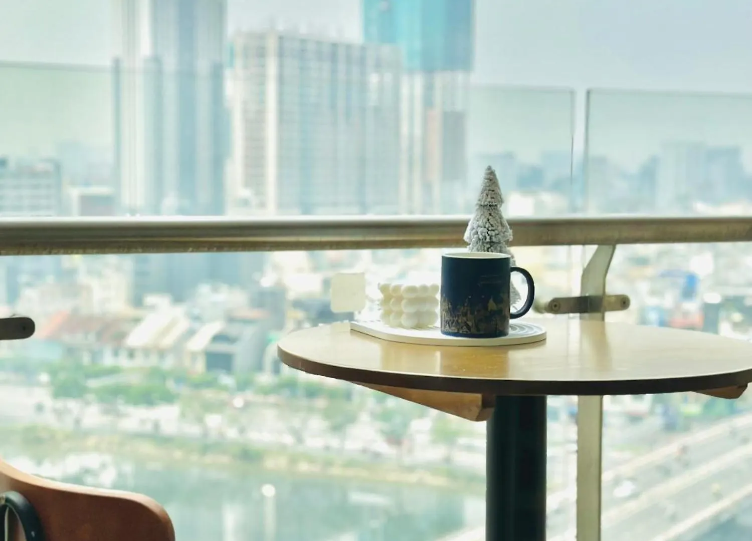 Yomo Apartment Millennium Ho Chi Minh City 0*,