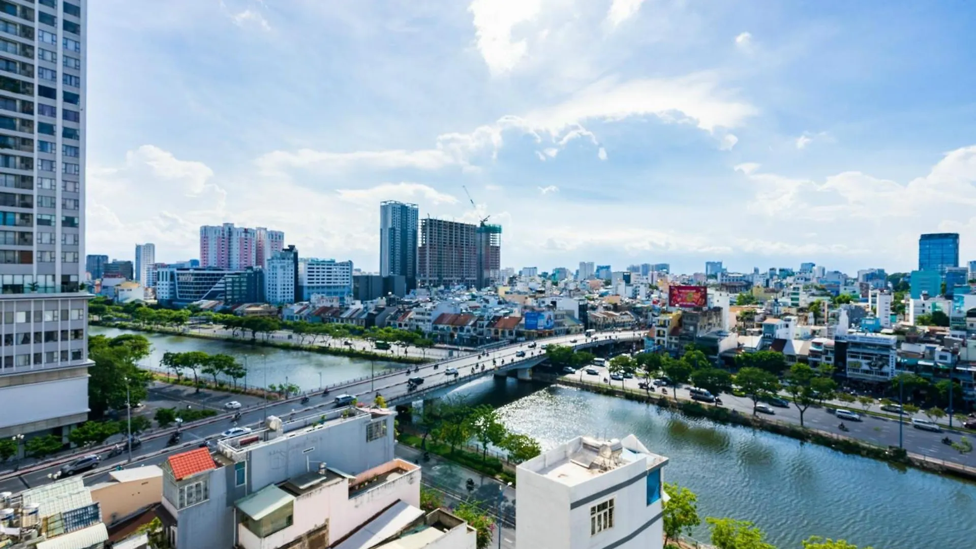 Yomo Apartment Millennium Ho Chi Minh City